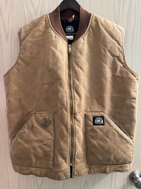 Carhartt-Style Brown Quilted Men’s Vest, ruffed up